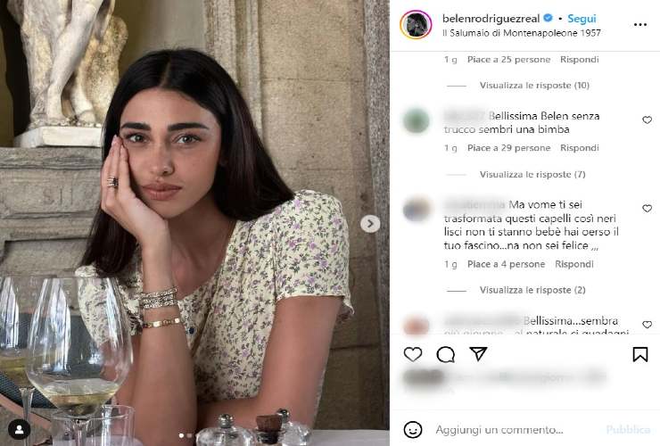 Belen come una bambina senza trucco