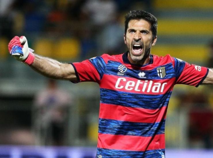 Gianluigi Buffon esulta