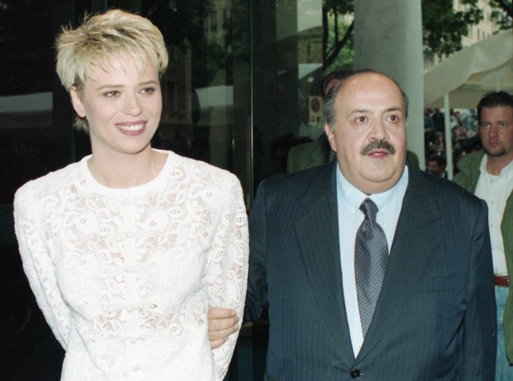 Maria abito bianco e maurizio
