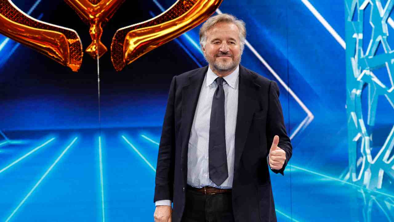 Christian De Sica alla presentazione di "Il cantante mascherato"