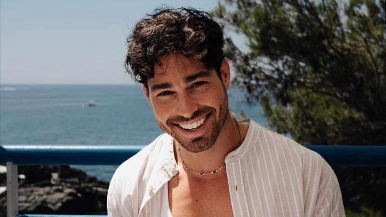 Luca Vezil camicia scollo alla coreana