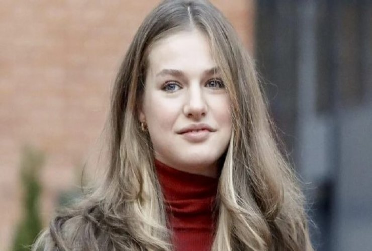 Che cosa aspetta la giovane Leonor?