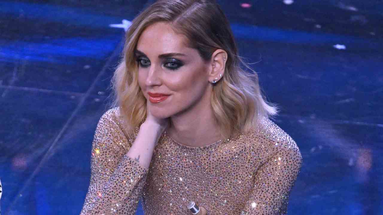 Chiara Ferragni tutina strass